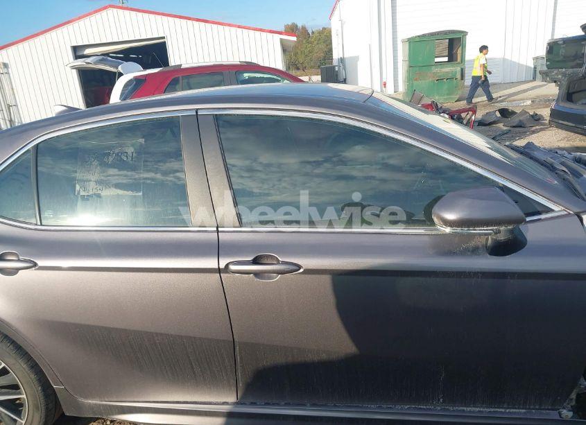 Photo 14 of 2022 Toyota Camry SE (VIN 4T1T11AK3NU618585)