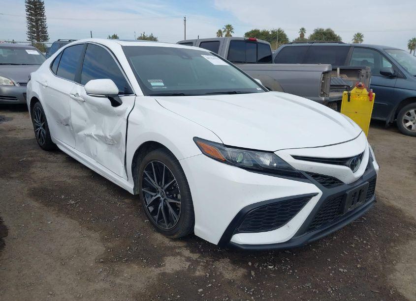 2023 Toyota Camry SE (VIN 4T1T11AK3PU719497) main photo