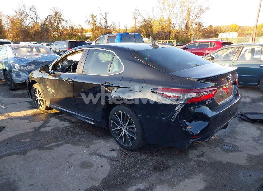 Photo 3 of 2023 Toyota Camry SE (VIN 4T1T11AK3PU821107)