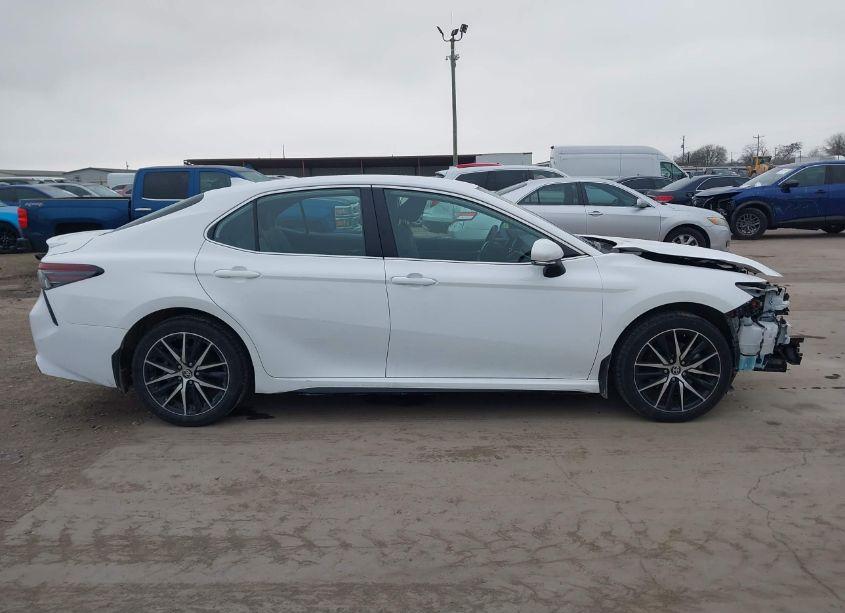 Photo 14 of 2024 Toyota Camry SE (VIN 4T1T11AK3RU851954)