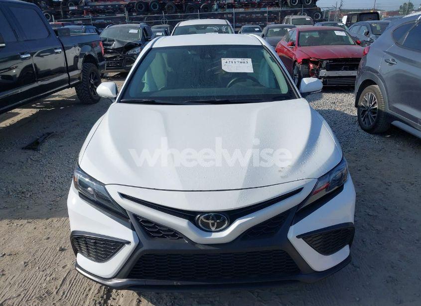 Photo 12 of 2024 Toyota Camry SE (VIN 4T1T11AK3RU870097)