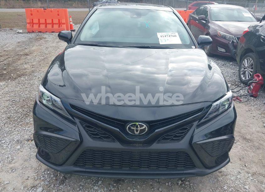 Photo 12 of 2024 Toyota Camry SE (VIN 4T1T11AK3RU910033)