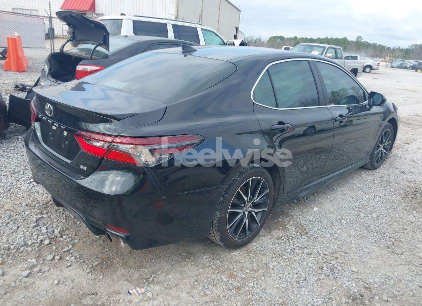 Photo 4 of 2024 Toyota Camry SE (VIN 4T1T11AK3RU910033)