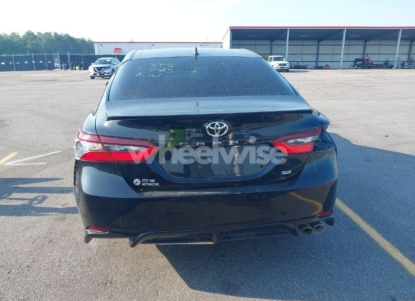 Photo 15 of 2022 Toyota Camry SE (VIN 4T1T11AK4NU046393)