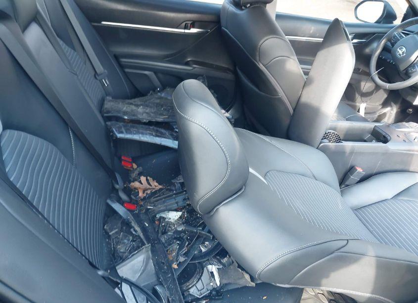 Photo 8 of 2022 Toyota Camry SE (VIN 4T1T11AK4NU048550)