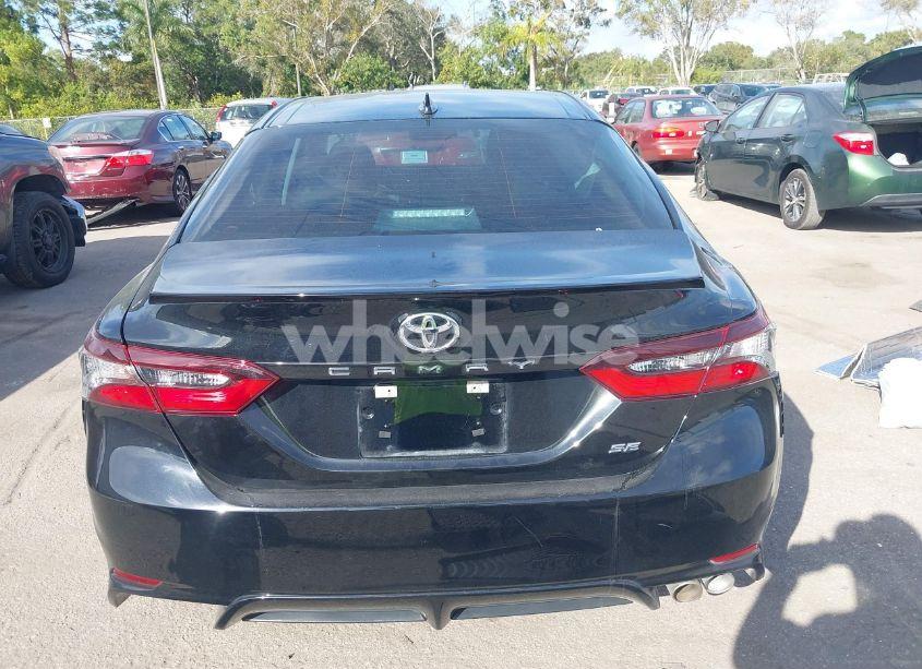 Photo 16 of 2022 Toyota Camry SE (VIN 4T1T11AK4NU639042)