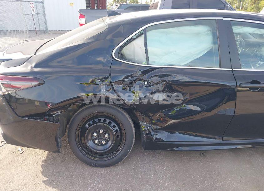 Photo 6 of 2022 Toyota Camry SE (VIN 4T1T11AK4NU639042)