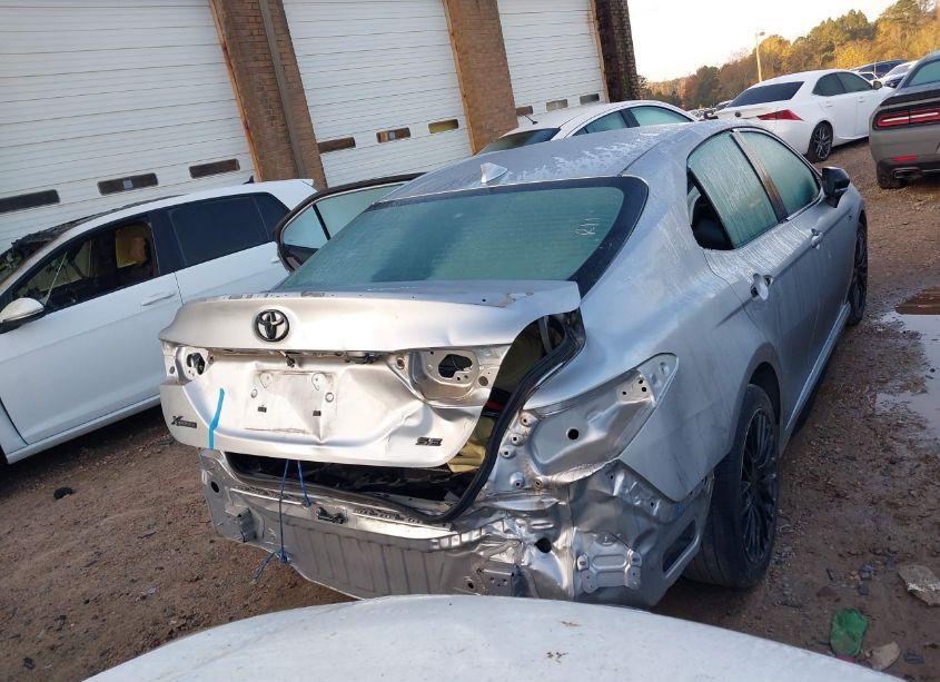 Photo 17 of 2022 Toyota Camry SE (VIN 4T1T11AK4NU701958)