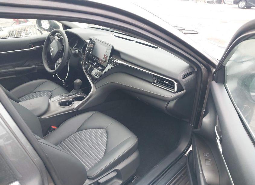 Photo 5 of 2023 Toyota Camry SE (VIN 4T1T11AK4PU788571)