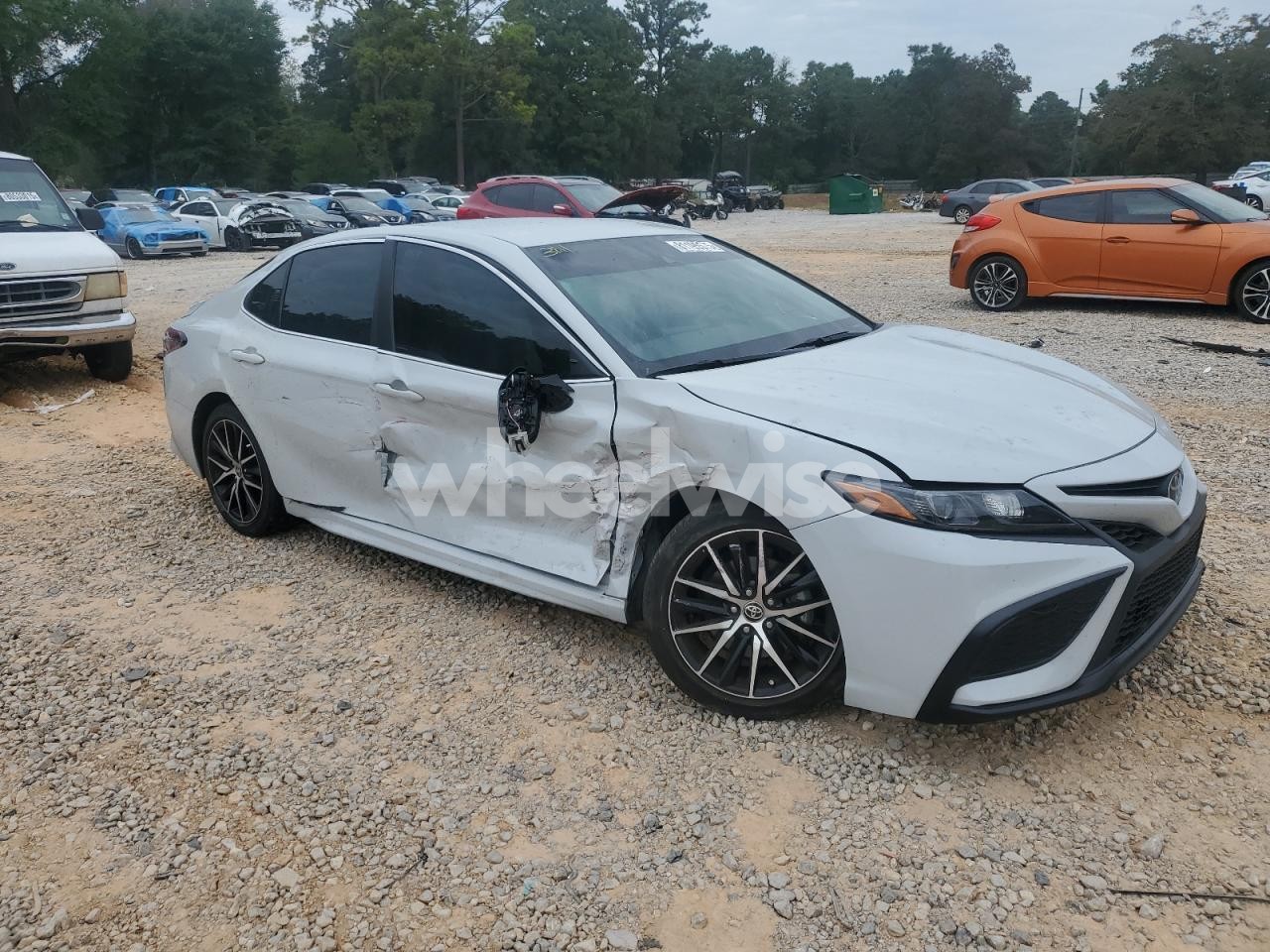 Photo 4 of 2024 TOYOTA CAMRY SE NIGHT SHADE (VIN 4T1T11AK4RU194503)