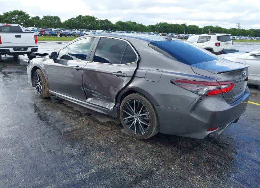 Photo 3 of 2024 Toyota Camry SE (VIN 4T1T11AK4RU254540)