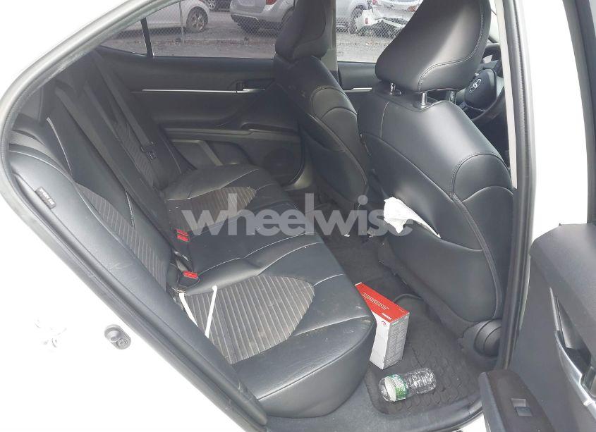 Photo 8 of 2021 Toyota Camry SE (VIN 4T1T11AK5MU556041)