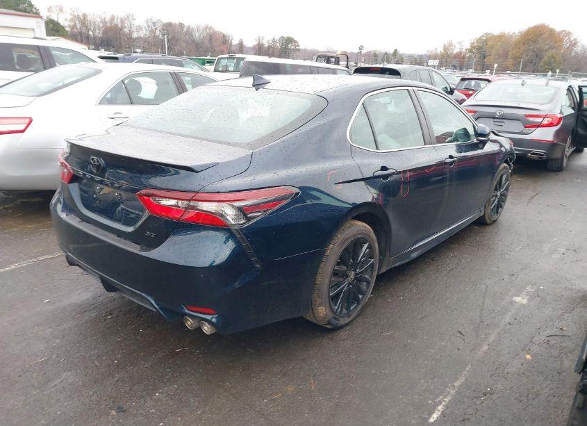 Photo 4 of 2021 Toyota Camry SE (VIN 4T1T11AK5MU605254)