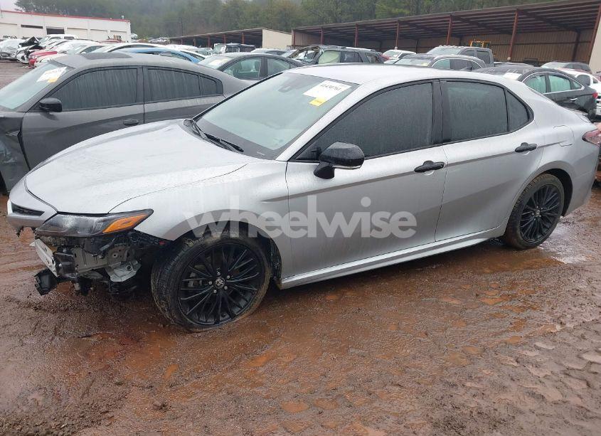 Photo 2 of 2022 Toyota Camry SE NIGHTSHADE EDITION (VIN 4T1T11AK5NU050971)