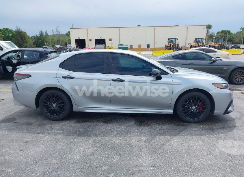 Photo 13 of 2022 Toyota Camry SE NIGHTSHADE EDITION (VIN 4T1T11AK5NU054034)