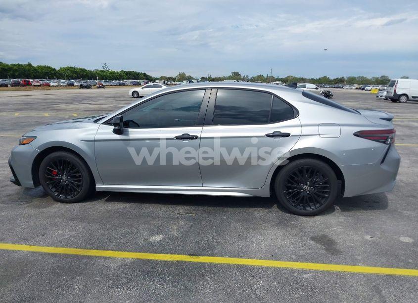 Photo 14 of 2022 Toyota Camry SE NIGHTSHADE EDITION (VIN 4T1T11AK5NU054034)