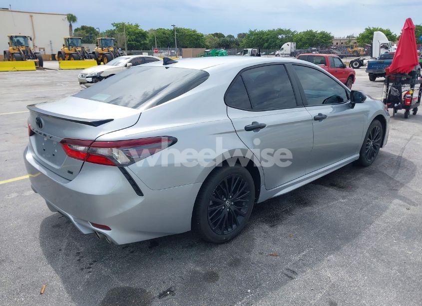 Photo 4 of 2022 Toyota Camry SE NIGHTSHADE EDITION (VIN 4T1T11AK5NU054034)