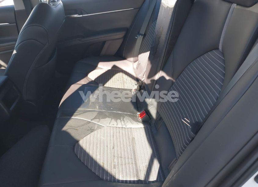 Photo 8 of 2022 Toyota Camry SE (VIN 4T1T11AK5NU065597)