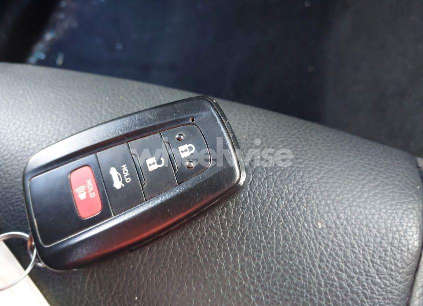 Photo 11 of 2022 Toyota Camry SE (VIN 4T1T11AK5NU645660)