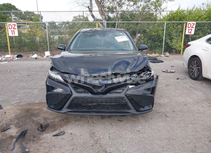 Photo 12 of 2022 Toyota Camry SE (VIN 4T1T11AK5NU699461)