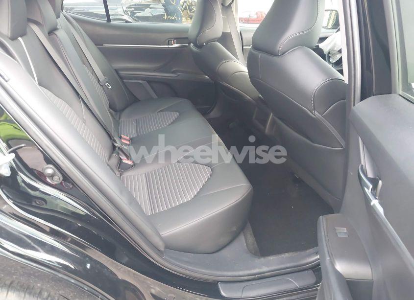 Photo 8 of 2022 Toyota Camry SE (VIN 4T1T11AK5NU699461)