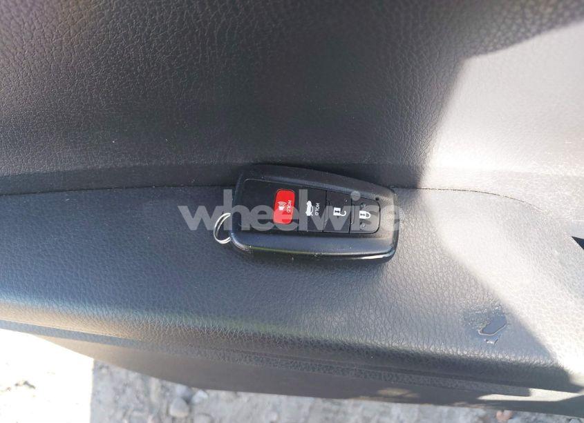 Photo 11 of 2022 Toyota Camry SE (VIN 4T1T11AK5NU700835)