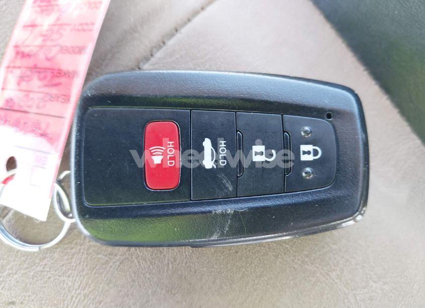 Photo 11 of 2022 Toyota Camry SE (VIN 4T1T11AK5NU702326)