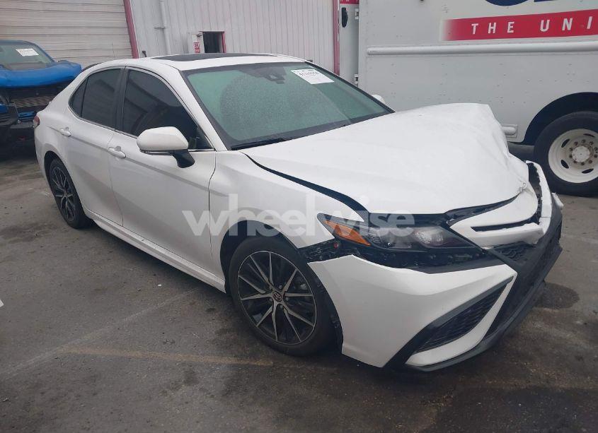 2023 Toyota Camry SE (VIN 4T1T11AK5PU749701) main photo