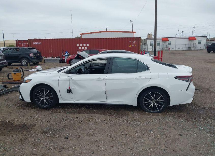 Photo 14 of 2023 Toyota Camry SE (VIN 4T1T11AK5PU814580)