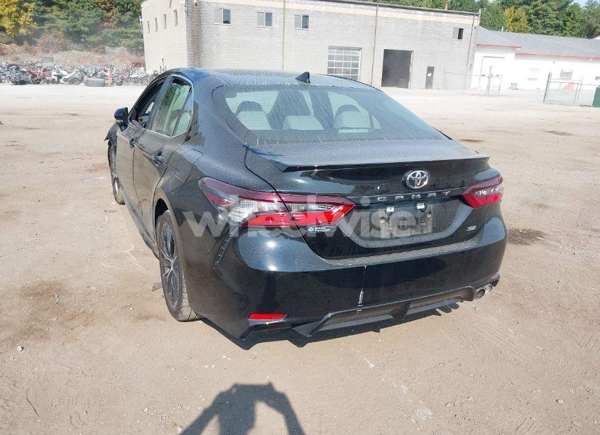 Photo 3 of 2023 Toyota Camry SE (VIN 4T1T11AK5PU835963)