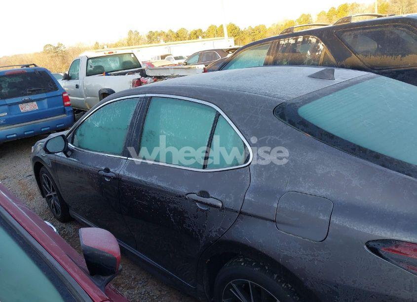 Photo 14 of 2024 Toyota Camry SE (VIN 4T1T11AK5RU847811)