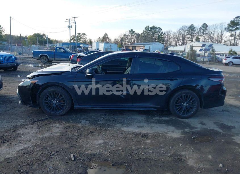 Photo 14 of 2021 Toyota Camry SE NIGHTSHADE EDITION (VIN 4T1T11AK6MU492222)