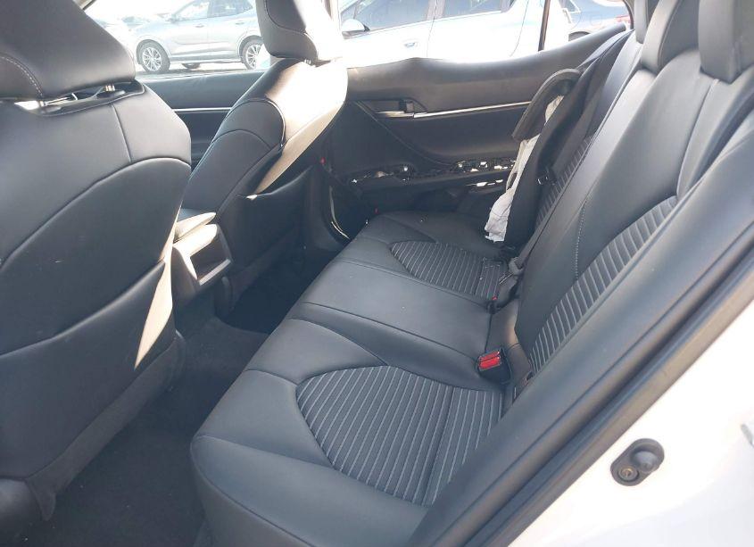 Photo 8 of 2022 Toyota Camry SE (VIN 4T1T11AK6NU034021)
