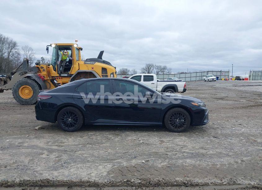 Photo 13 of 2022 Toyota Camry SE NIGHTSHADE EDITION (VIN 4T1T11AK6NU037839)