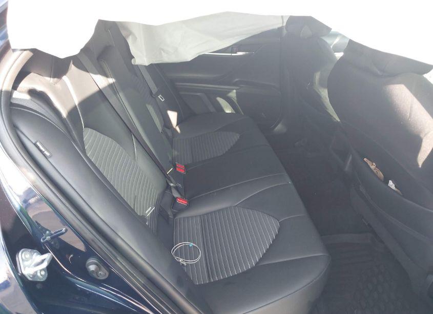 Photo 8 of 2022 Toyota Camry SE (VIN 4T1T11AK6NU073904)