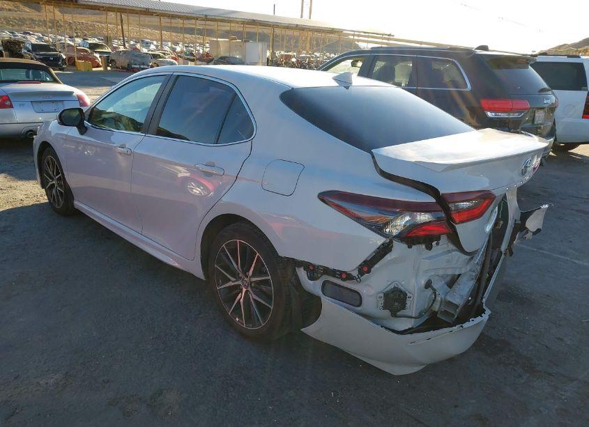Photo 3 of 2023 Toyota Camry SE (VIN 4T1T11AK6PU141198)