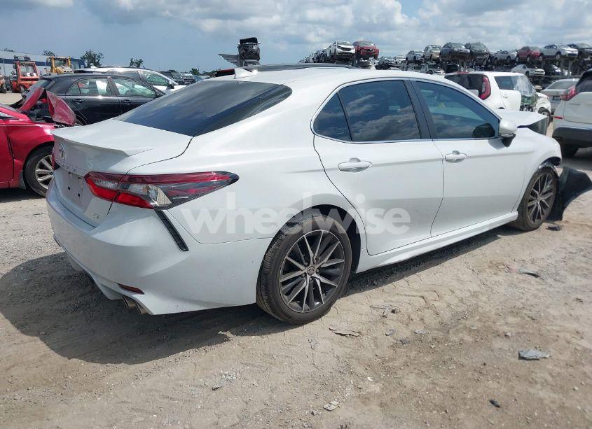 Photo 4 of 2023 Toyota Camry SE (VIN 4T1T11AK6PU143727)