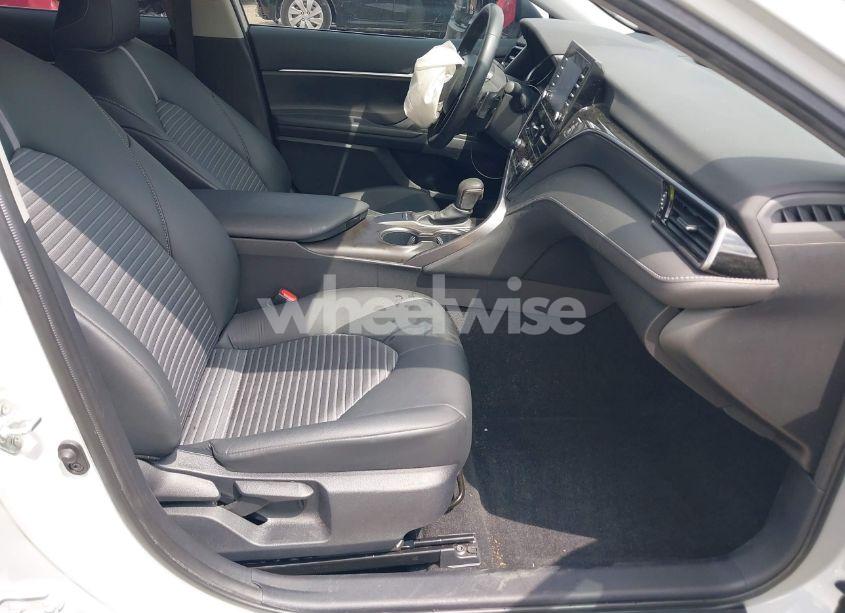 Photo 5 of 2023 Toyota Camry SE (VIN 4T1T11AK6PU143727)