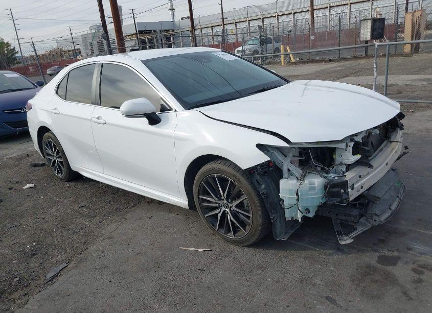 2023 Toyota Camry SE (VIN 4T1T11AK6PU809971) main photo