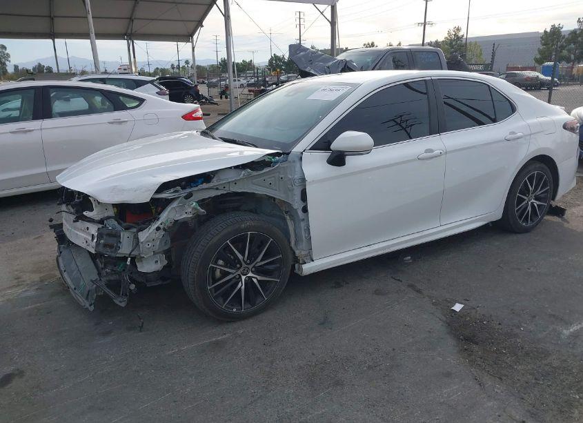 Photo 2 of 2023 Toyota Camry SE (VIN 4T1T11AK6PU809971)