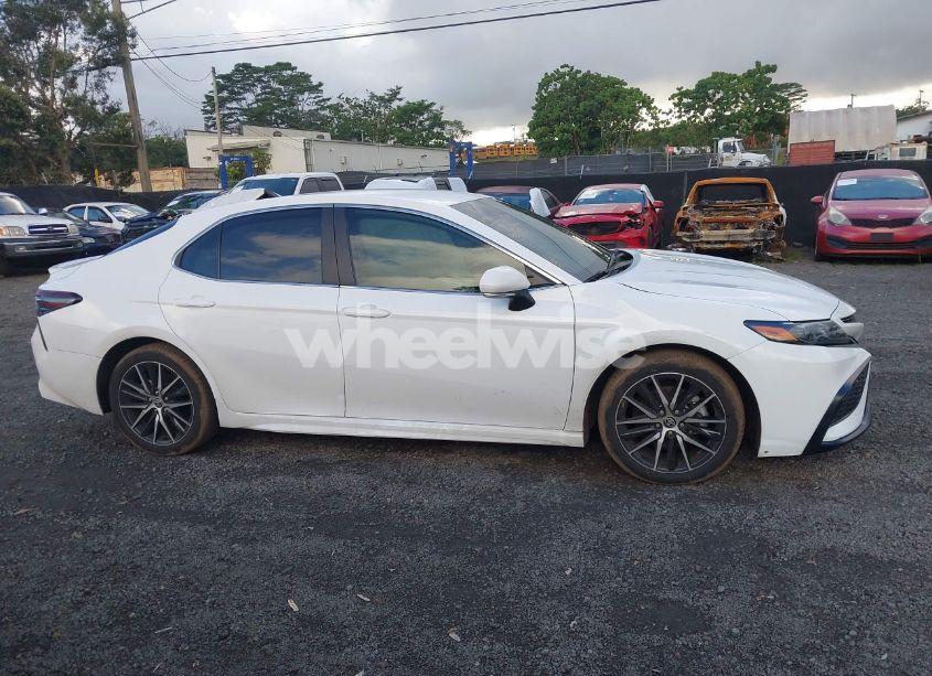 Photo 13 of 2023 Toyota Camry SE (VIN 4T1T11AK6PU814426)