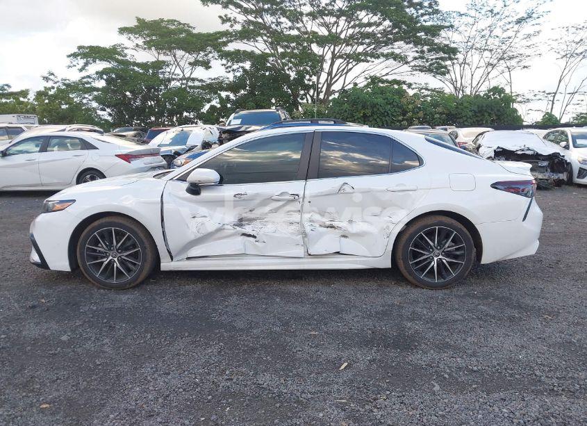 Photo 14 of 2023 Toyota Camry SE (VIN 4T1T11AK6PU814426)