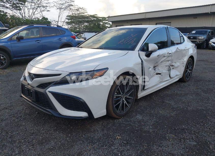 Photo 2 of 2023 Toyota Camry SE (VIN 4T1T11AK6PU814426)