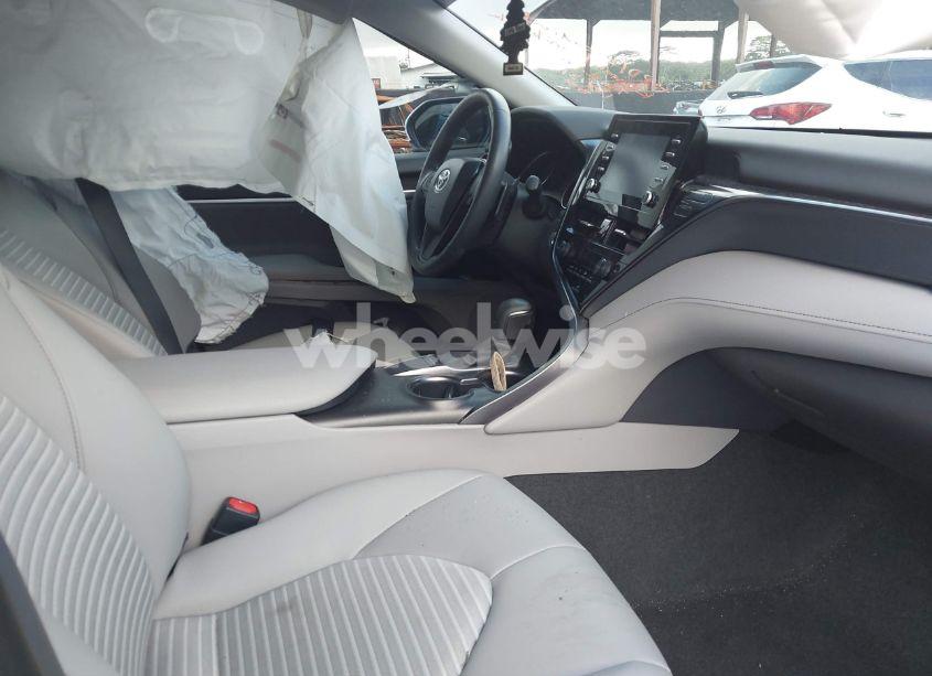 Photo 5 of 2023 Toyota Camry SE (VIN 4T1T11AK6PU814426)