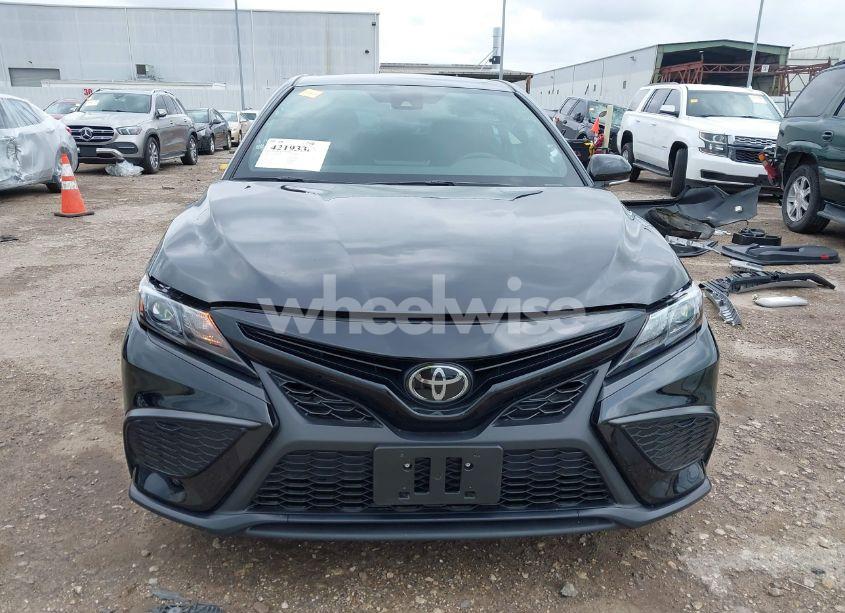 Photo 13 of 2024 Toyota Camry SE (VIN 4T1T11AK6RU865878)