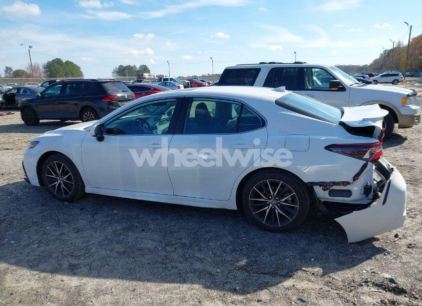 Photo 14 of 2024 Toyota Camry SE (VIN 4T1T11AK6RU897519)