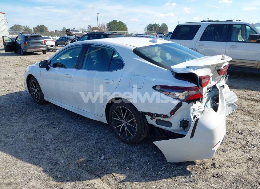 Photo 18 of 2024 Toyota Camry SE (VIN 4T1T11AK6RU897519)