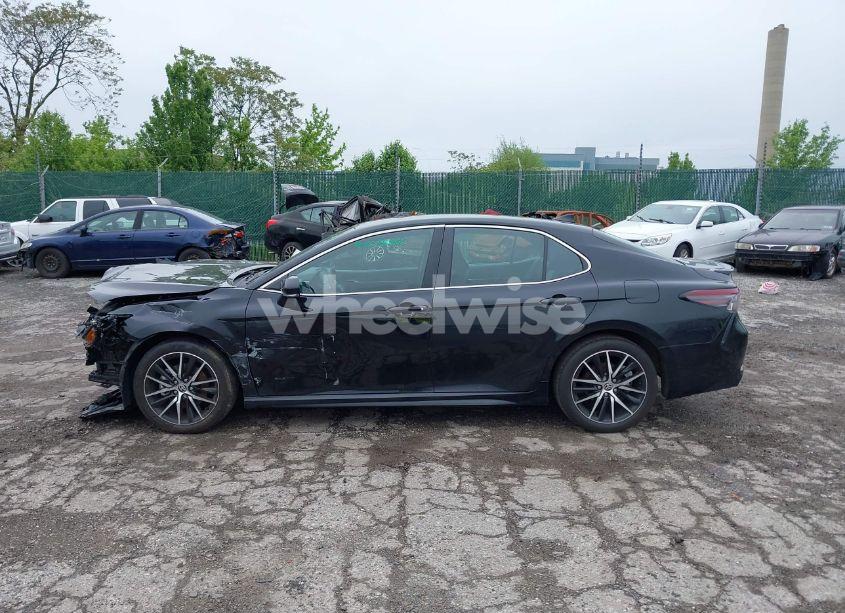 Photo 13 of 2024 Toyota Camry SE (VIN 4T1T11AK6RU905831)