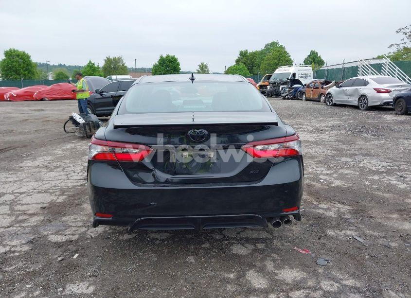 Photo 15 of 2024 Toyota Camry SE (VIN 4T1T11AK6RU905831)