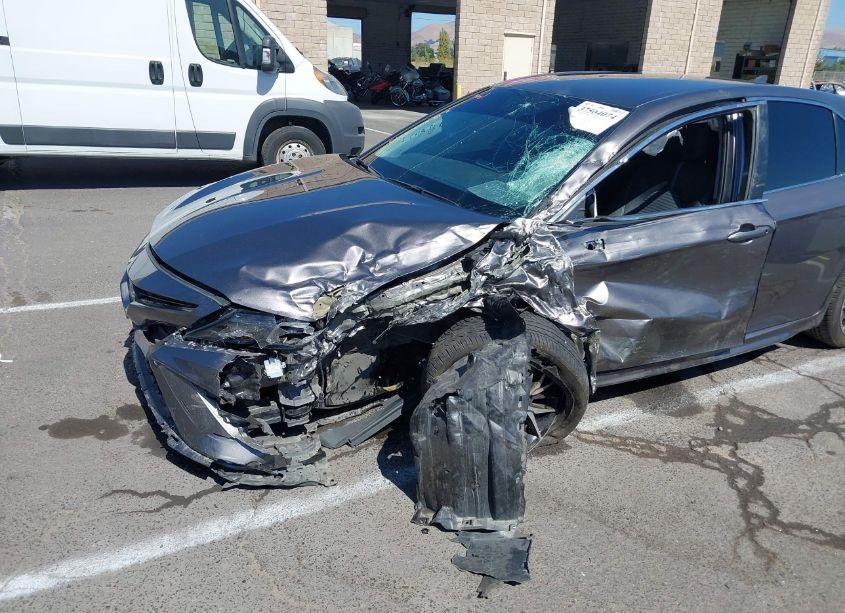 Photo 6 of 2021 Toyota Camry SE (VIN 4T1T11AK7MU613615)